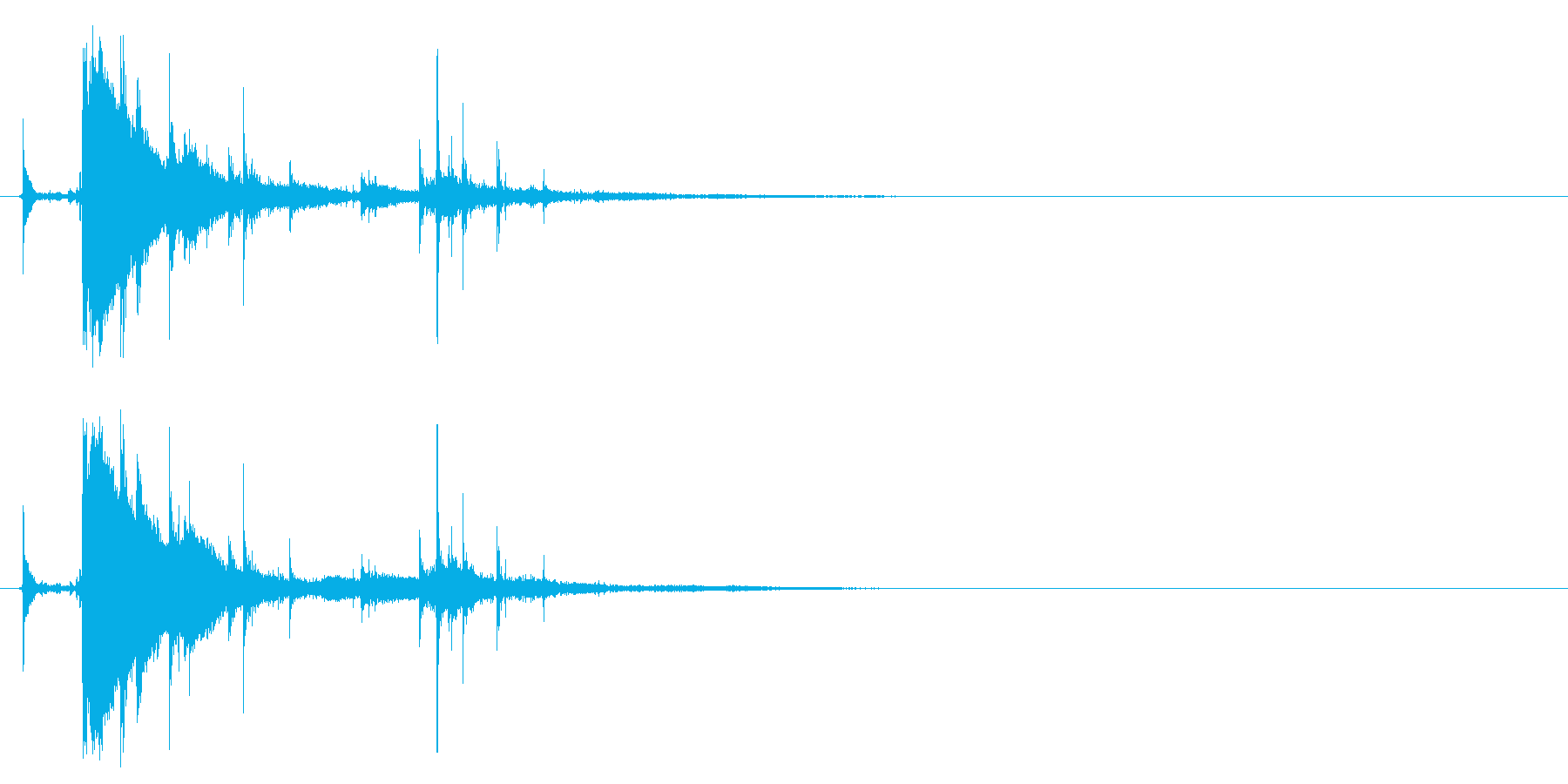 氷 グラスの中にカラーンと氷が落ちる音1の再生済みの波形